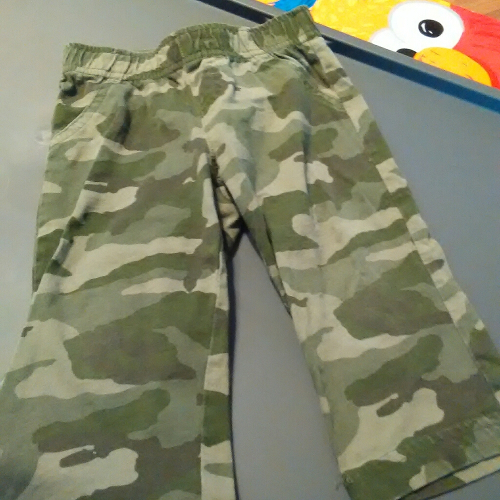 Lot of boys 12 months clothes / open to offers